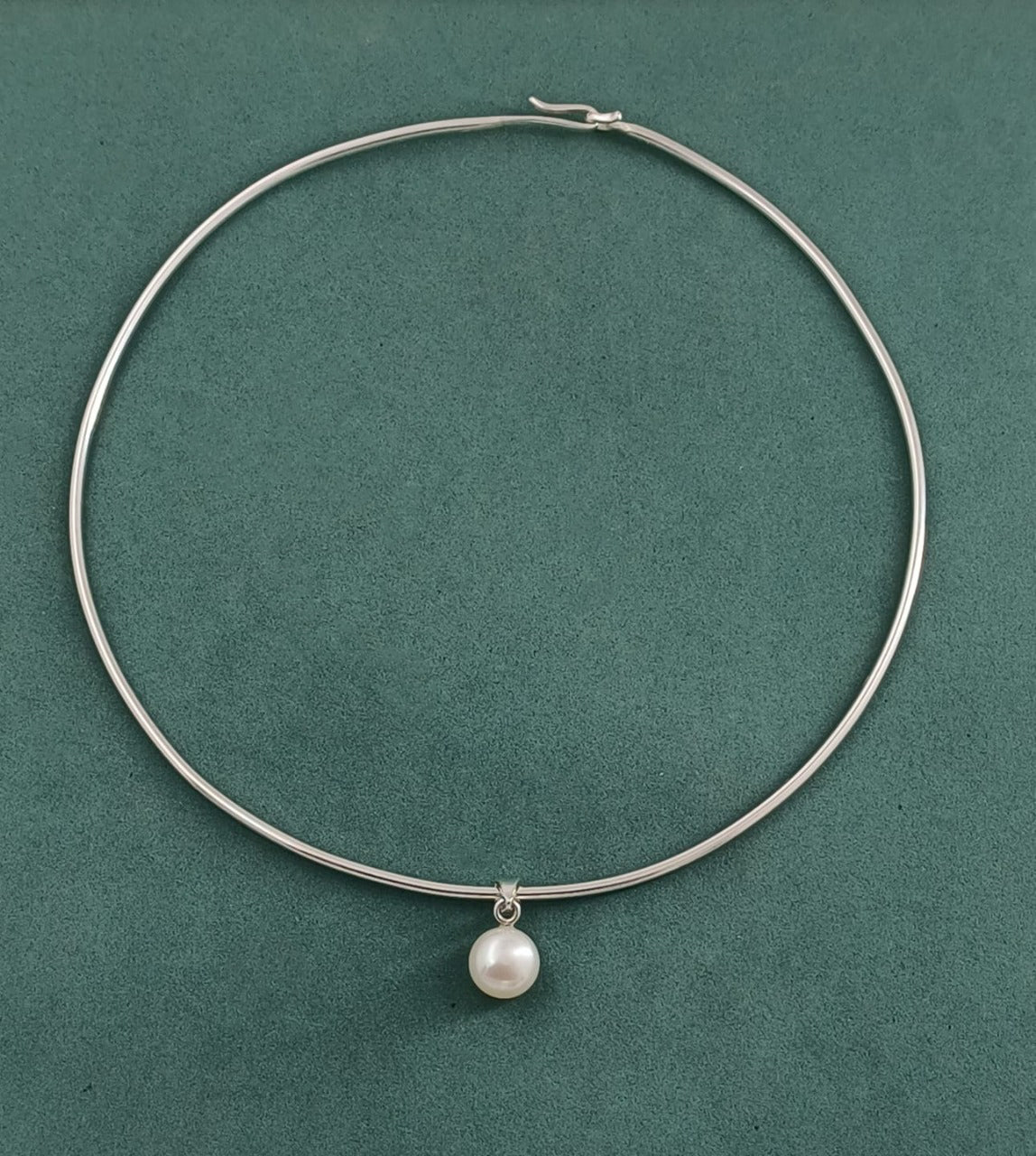 Saher Pearl Choker