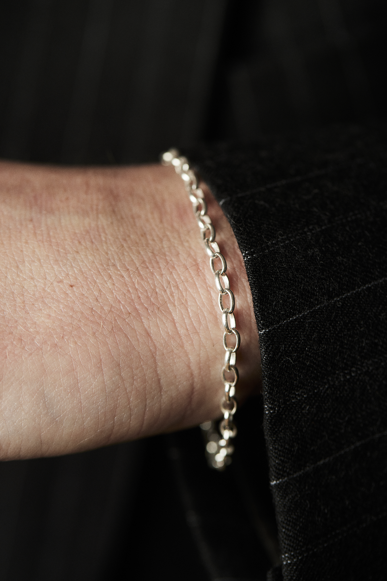 Classic Oval Rolo Chain Bracelet