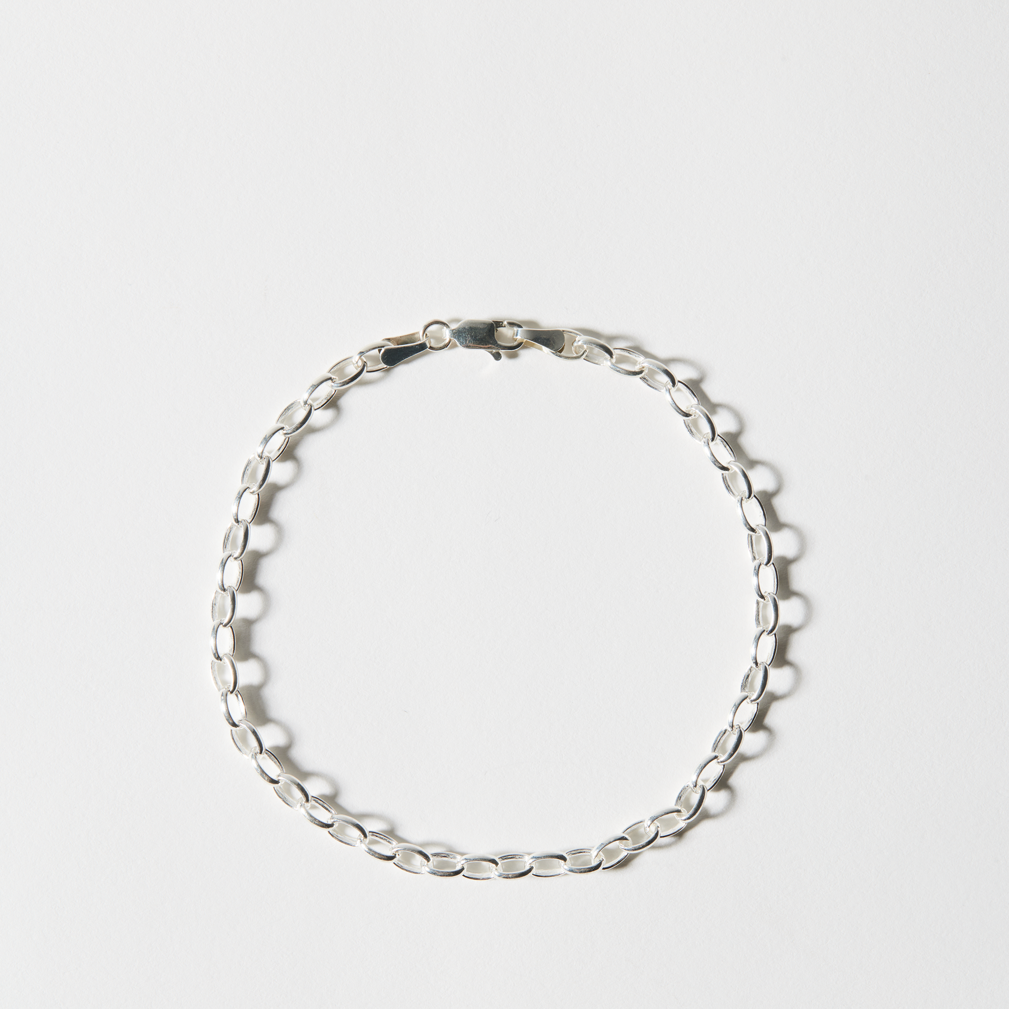 Classic Oval Rolo Chain Bracelet